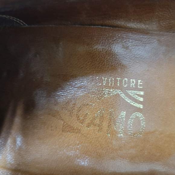 Salvatore Ferragamo Men's Black Leather Wingtip Loafers Size 9D - Picture 9 of 10